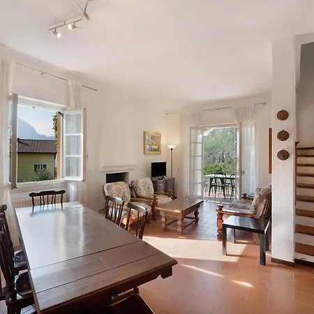 Apartment Topazio *